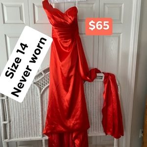 Formal Dress - never worn